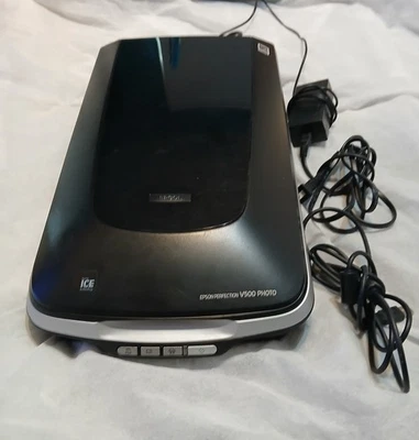 Epson V500 Flatbed Scanner Photo Perfection B11B189011 - Image 1 of 4