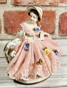 Vintage Dresden Volkstedt Germany Dame mit Falke Porzellan Spitzen Figur 2302 - Bild 1 von 9