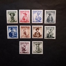 AUSTRIA 1951/52 COSTUMI REGIONALI, SERIE C/TA DI 10 VALORI INTEGRI MNH**