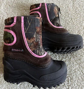 Itasca Girls Pink Brown Green Camouflage Snow Boots Front Zip Toddler Size 8