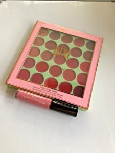 PIXI + Louise Roe Cream Rouge Palette + Strawberry Cream Lip Gloss - Picture 1 of 1