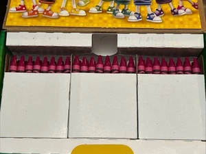 (144) Crayola Crayons (purple pizzazz) BULK - Picture 1 of 1