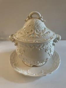 Vintage Napco Baroque Style Soup Tureen w/Underplate 9” Tall Japan - Picture 1 of 11
