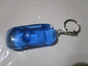 BLUE CAR KEYCHAIN - Imagen 1 de 2