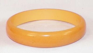 Butterscotch Bakelite Bangle Bracelet Thick Rounded Vintage Retro #26 - Picture 1 of 3