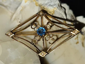 10K Yellow Gold Topaz / Sapphire & Seed Pearl Art Deco Style Brooch - Picture 1 of 19