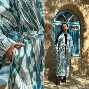 100% Handmade Women's Silk Coat- Uzbek Light Chapan in Blue and White Colors - Picture 1 of 10