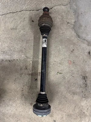 Eixo traseiro CV 2013-2017 AUDI A5 A4 S4 S5 RS5 8K0501203N 62K - Imagem 1 de 4