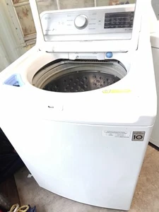 LG Smart Energy Efficient washer - Picture 1 of 6