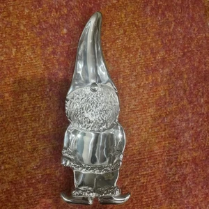 Mariposa Silver tone Gnome Or Santa Claus Dish 12.5" - Picture 1 of 2