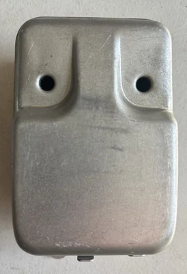 ENSAMBLAJE SILENCIADOR ORIGINAL TANAKA 6695722 OEM HITACHI METABO ENVÍO GRATUITO Foto 1 de 4