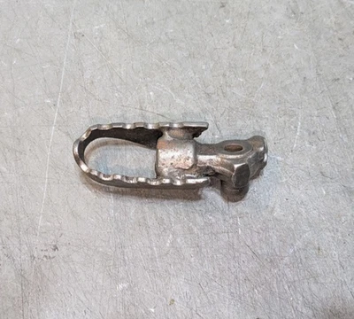 Honda CR125M CR250M Elsinore Left Foot Peg Step 50642-357-000 - Image 1 of 2