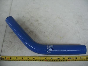 Conector de aire de carga de codo de 45° / CAC o manguera de refrigerante 1,25" Flexfab P/N 7896-125 - Imagen 1 de 4