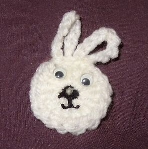 Vintage Crochet Easter White Bunny Rabbit Head Holiday Pin Brooch Hand Made   