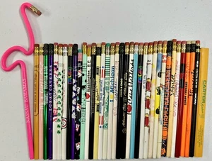 *NEW* Lot 37 Vintage Wood Pencils Souvenir US Cities States Bahamas Landmarks - Picture 1 of 5
