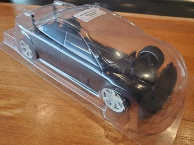 Xray M18 4WD RC CAR, NEW BODY, CHASSIS, GREAT CONDITION - Image 1 of 4