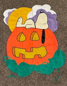 Vintage Windsculpts Snoopy On Pumpkin Jack O Lantern Banner Flag 31”x41” Peanuts - Picture 1 of 5