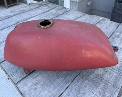 Tanque de combustible Kawasaki H1A 500 1971 con llave Foto 1 de 4
