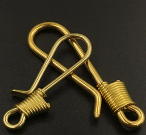 Messing Retro Drahtwicklung Schlüsselanhänger Gürtel Geldbörse Karabiner Haken Schnalle Anhänger Clip Biker  - Bild 1 von 4