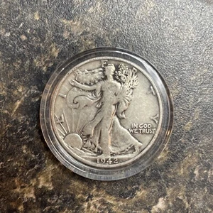 1942 S Liberty Walking Half Dollar 90% Silver 50c US Coin - Picture 1 of 8