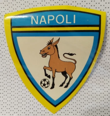 bh adesivo originale calcio napoli vintage  scudetto mascotte ciuccio - Immagine 1 di 2