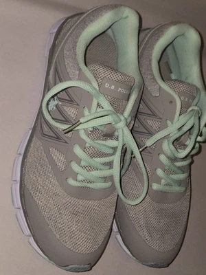 U.S. Polo Assn.  Женские кроссовки для ходьбы кроссовки серые на шнуровке размер 8,5 - Изображение 1 из 4