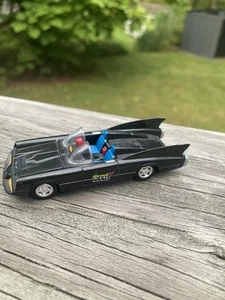 Super Rare 2003 Toy Fair Dc Comics 1:64 Scale Diecast Vehicle batman batmobile - Picture 1 of 6