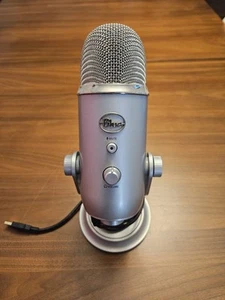 Blue Yeti USB Microphone - Silver - Picture 1 of 3