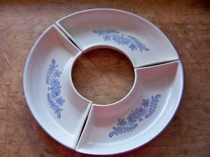 Vintage Pfaltzgraff USA Yorktowne Lazy Susan 130Y Side Dish 3 Piece Curve - Picture 1 of 2