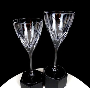 Peill German Crystal PEI32 Clear Vertical Spine 2pc 8 3/4" Wine Glasses - Picture 1 of 11