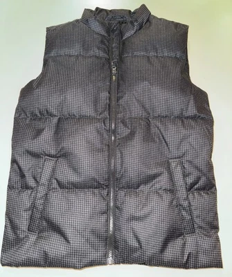 Old Navy Herringbone Frost-Free Puffer Vest Kids Boys Size XL (14-16) Gray Black - Image 1 of 4