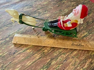 Papá Noel En Un Trineo De Colección Japón Ocupado FUNCIONANDO Navidad CELULOIDE Y LATA CON LLAVE - Imagen 1 de 7