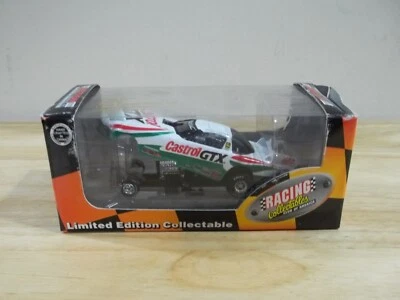 Coche divertido Action Castrol GTX John Force 1/64 Foto 1 de 3