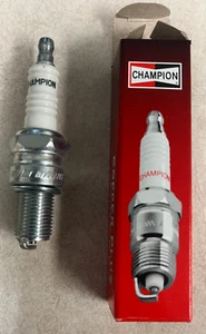RN4C Spark Plug - Picture 1 of 2