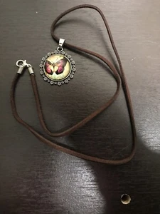 Cute Butterfly Necklace - Picture 1 of 3