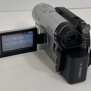 Sony DCR-DVD610 Handycam Hybrid Movie Recording DVD Carl Zeiss Lens **See NOTES - Picture 1 of 8
