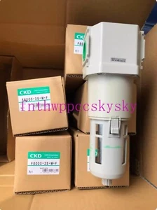 1PCS NUOVO CKD F8000-25-W-F filtro aria valvola riduzione pressione - Foto 1 di 3