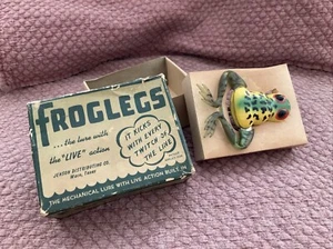 Vintage Fishing Lure FROG Legs Jensen Distributing Co. - Picture 1 of 6