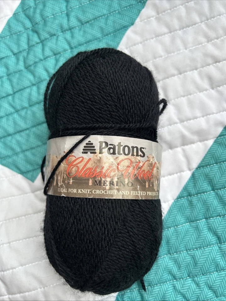 - Patons Classic Wool Merino Yarn Color Deep Olive 3.5 oz Medium 4 Green