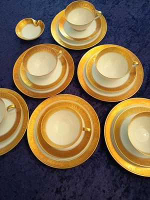 Karlsbader Porzellan Wertarbeit Teeservice für 6 Personen - Bild 1 von 4