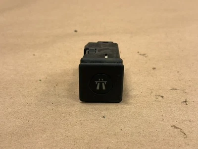 Original 1987-1994 Land Rover Range Rover Cruise Control Switch - Image 1 of 4