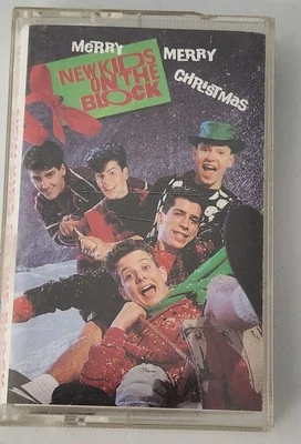 New Kids on the Block Merry Merry Christmas Cassette Tape  Foto 1 de 4