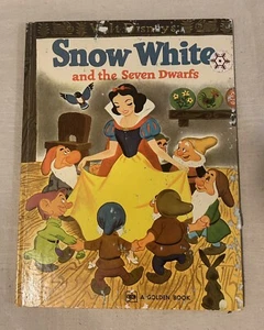 Vintage Big Golden Book Large WALT DISNEY'S SNOW WHITE AND THE SEVEN DWARFS - Picture 1 of 5