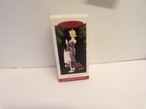 Sello Coleccionable Ornamento Barbie Solo en el Foco 1995 Nuevo en Caja Bonito - Imagen 1 de 2