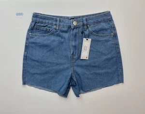 Boohoo Raw Hem Light Blue Denim Mom Shorts UK Size 10 - Picture 1 of 8