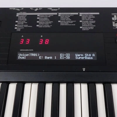 Yamaha DX7 II OLED Display NEU Weiß - Bild 1 von 3
