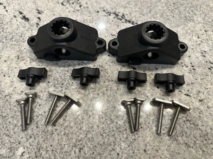 Two Scotty 0343-BK 0343 Locking Gunnel Track Mount (0343bk) - Bild 1 von 1