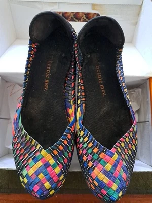 Sandalia Bernie Mev Negra Multi Elástica Tejida Sin Cordones Cómoda 39 (8) Bien Usada Foto 1 de 4