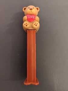 Dispenser Pez Vintage - Pat. # 7,5-Cina-Orsacchiotto con cuore d'amore-A12 - Foto 1 di 3