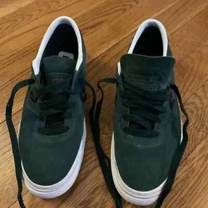 L. Louie Converse smaragdgrüne Wildleder-Turnschuhe Unisex Größe 6,5 Herren 8 Damen - Bild 1 von 9